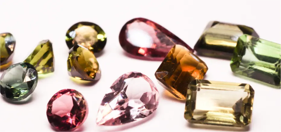 Pierres précieuses de couleur